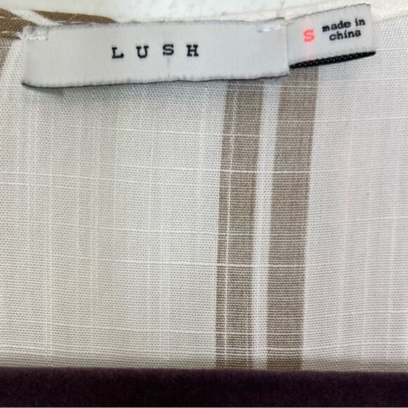 Lush Tan White Stripe Short Sleeve Tie Front Dress - Picture 3 of 4